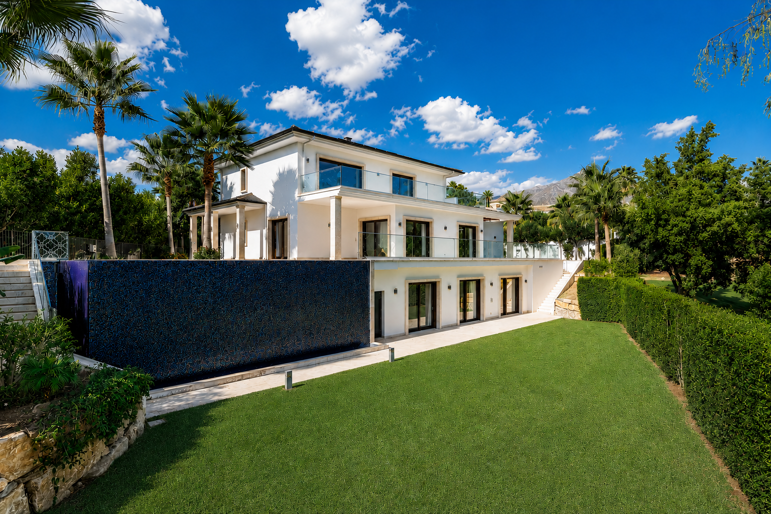Nueva Andalucía, Marbella